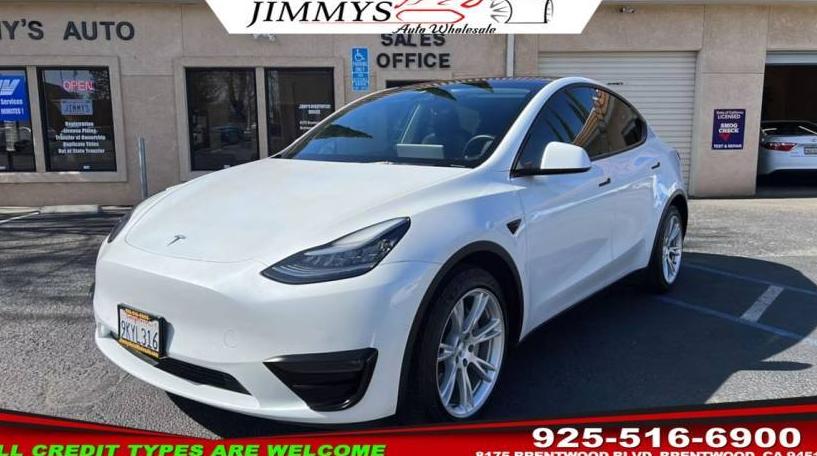 TESLA MODEL Y 2021 5YJYGDEE0MF093779 image